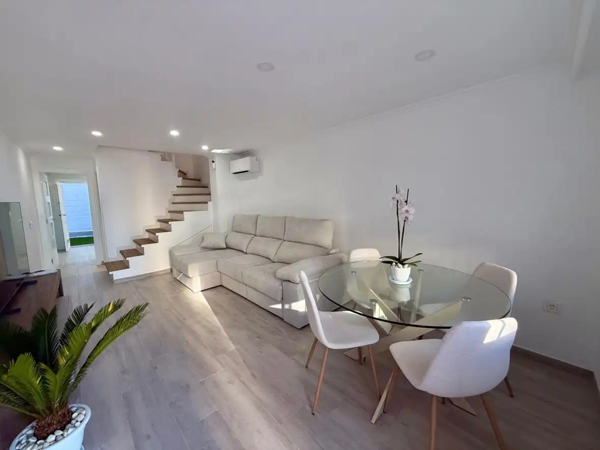 Bungalow with pool for sale in islas canarias, imagen 4