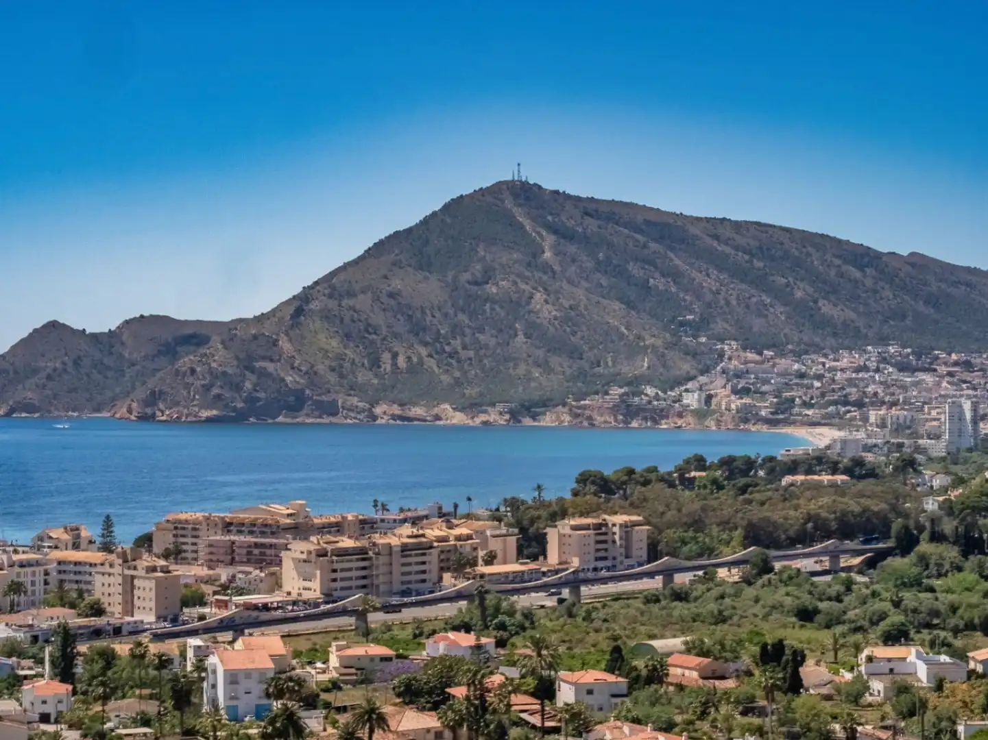 Detached house with pool for sale in Altea ciudad, imagen 8