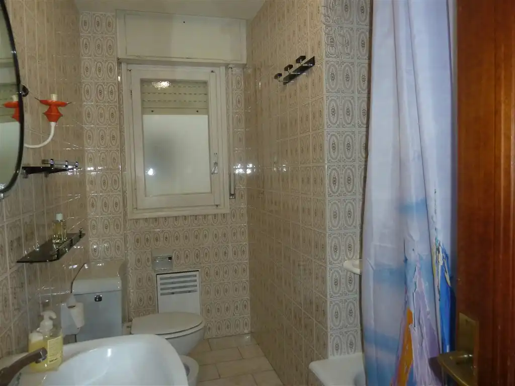 Baño de Piso en venta en  Pamplona / Iruña con Calefacción, Parquet y Terraza
