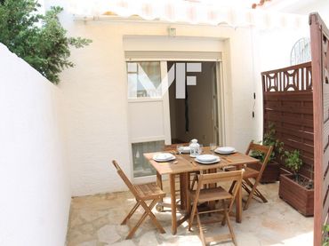 Apartamento con piscina en venta en Miami Platja