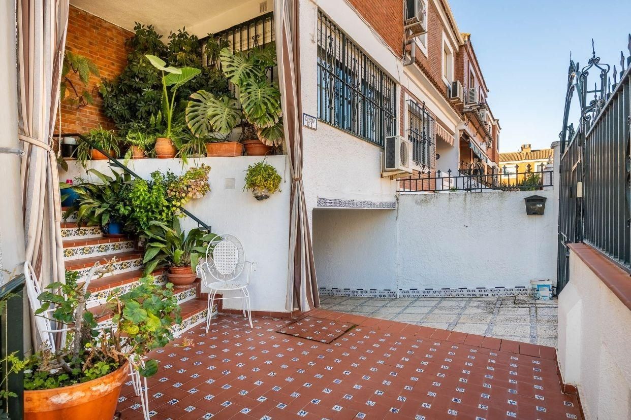 Terrassa de Casa o xalet en venda en Alcalá de Guadaira amb Aire condicionat, Calefacció i Terrassa