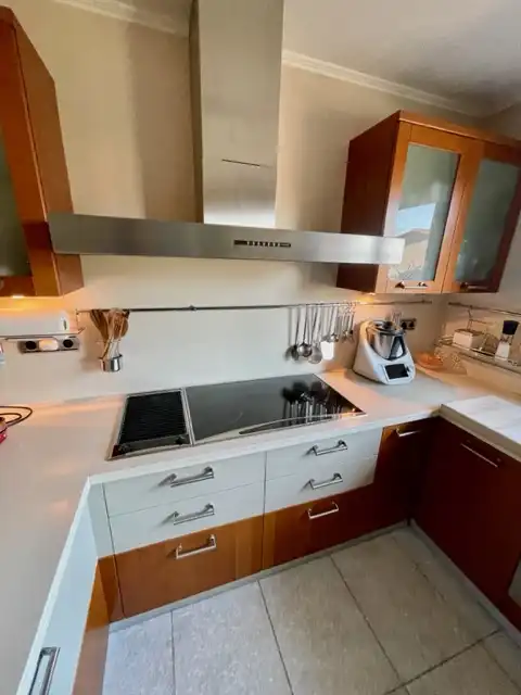 Cocina de Casa o chalet en venta en Cerdanyola del Vallès con Aire acondicionado, Calefacción y Jardín privado