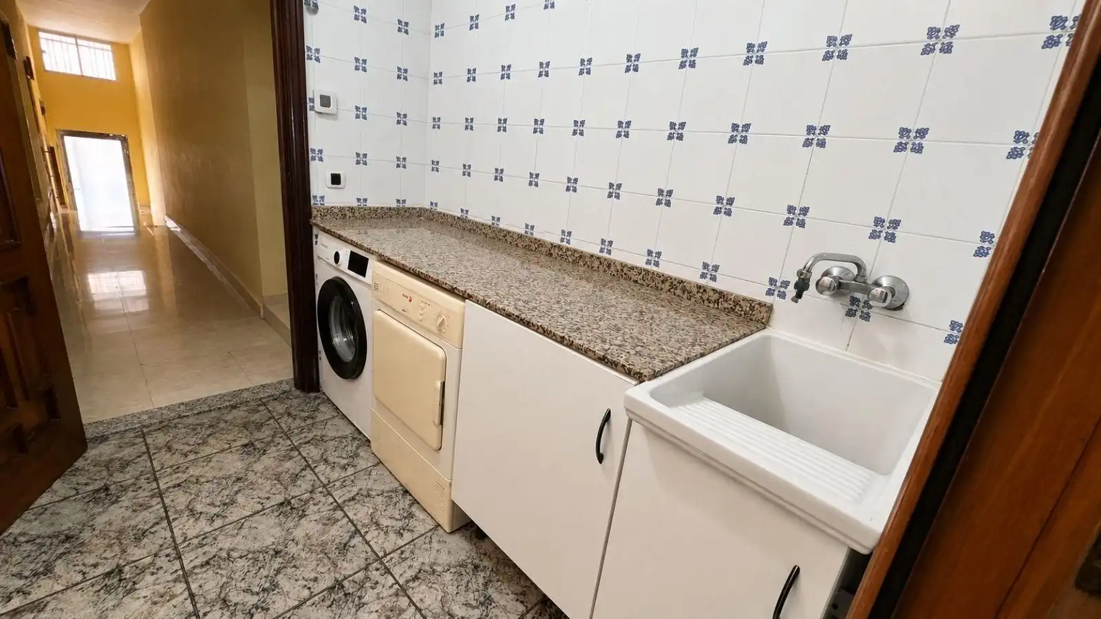 Cuina de Planta baixa de lloguer en Los Alcázares amb Terrassa