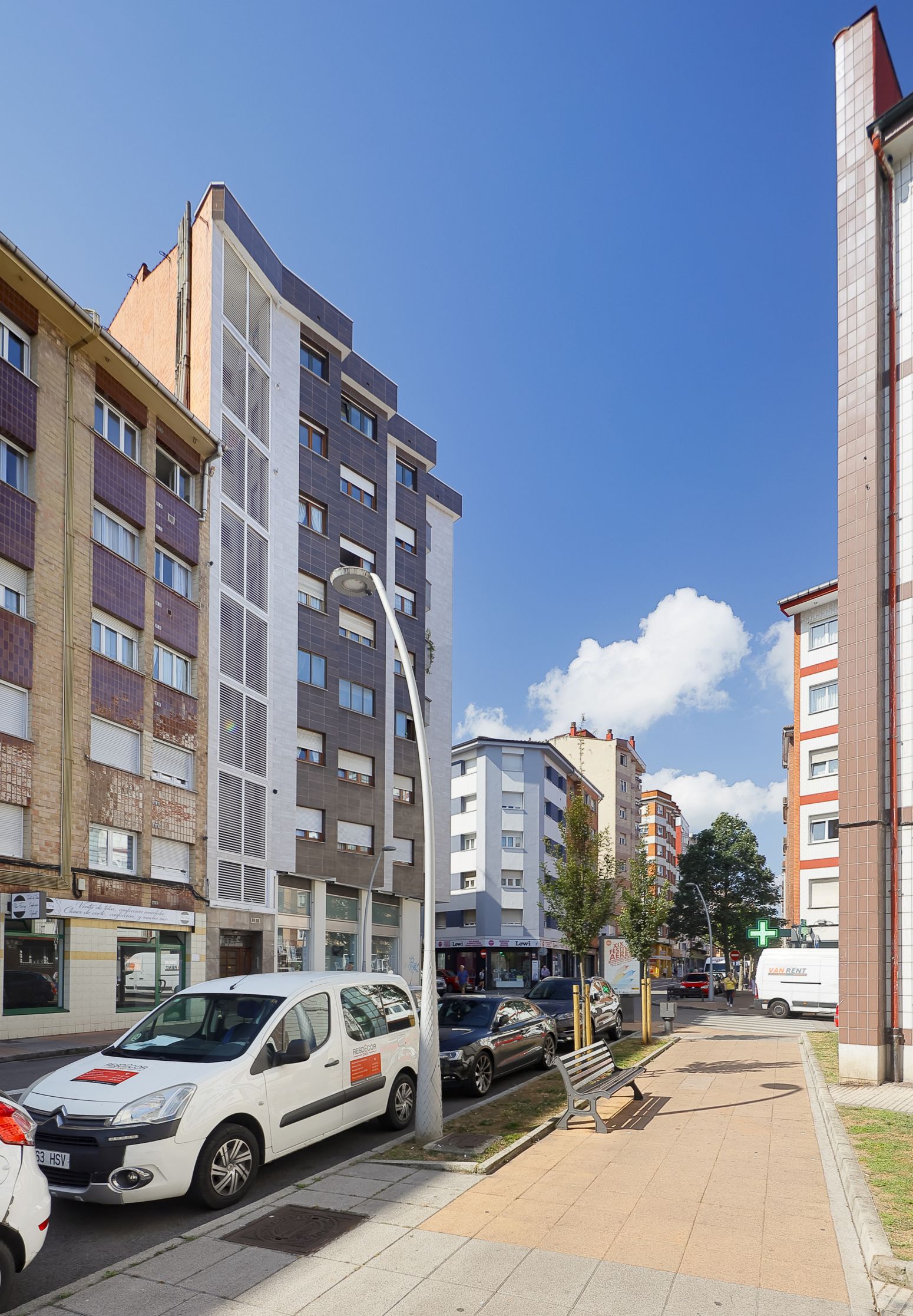 Vista exterior de Piso en venta en Gijón  con Calefacción y Parquet
