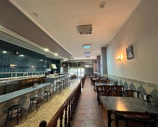 Local de lloguer en Avilés amb Terrassa