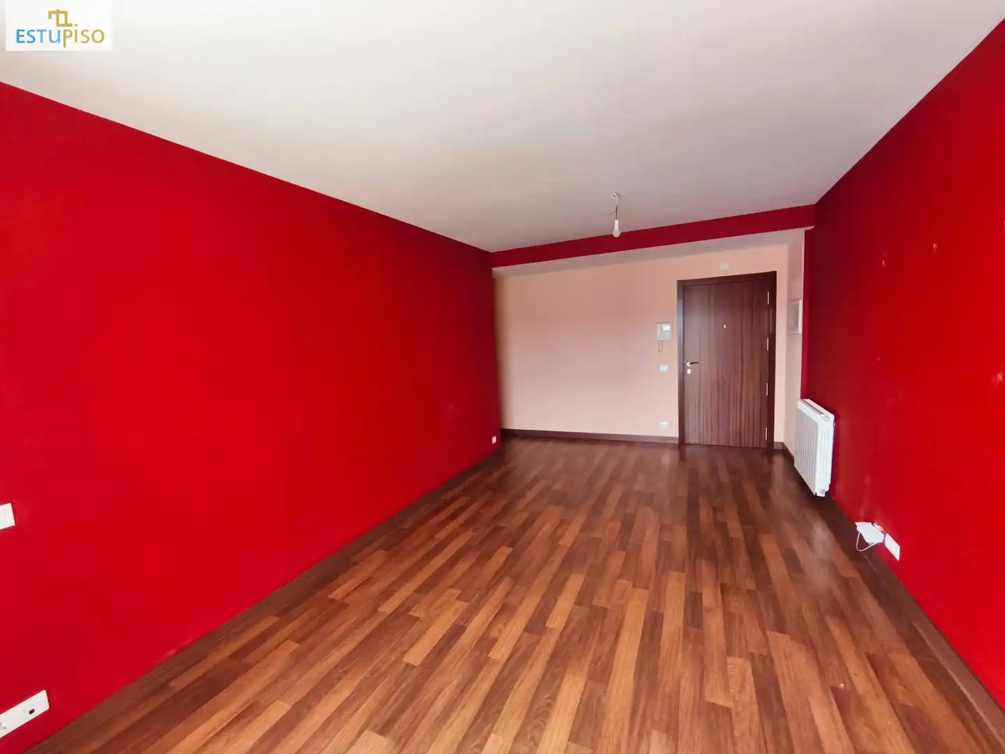 Sala d'estar de Pis en venda en Vitoria - Gasteiz amb Calefacció, Parquet i Terrassa