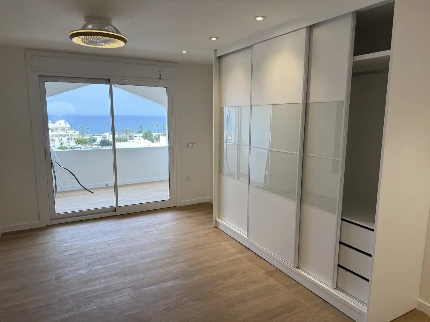 Bedroom of Apartments for sale in Roquetas de Mar  with Air Conditioner, Terrace and Furnished