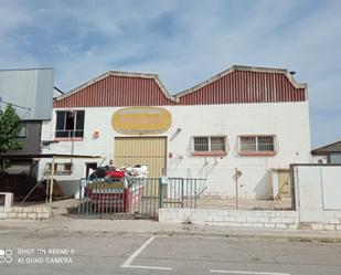 Vista exterior de Nau industrial en venda en Castellar del Vallès