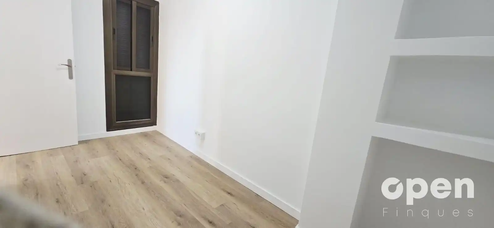 Wohnung zum Verkauf in Terrassa mit Heizung und Parkett
