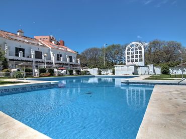 Adossat amb piscina en venda a Calle Churrruca