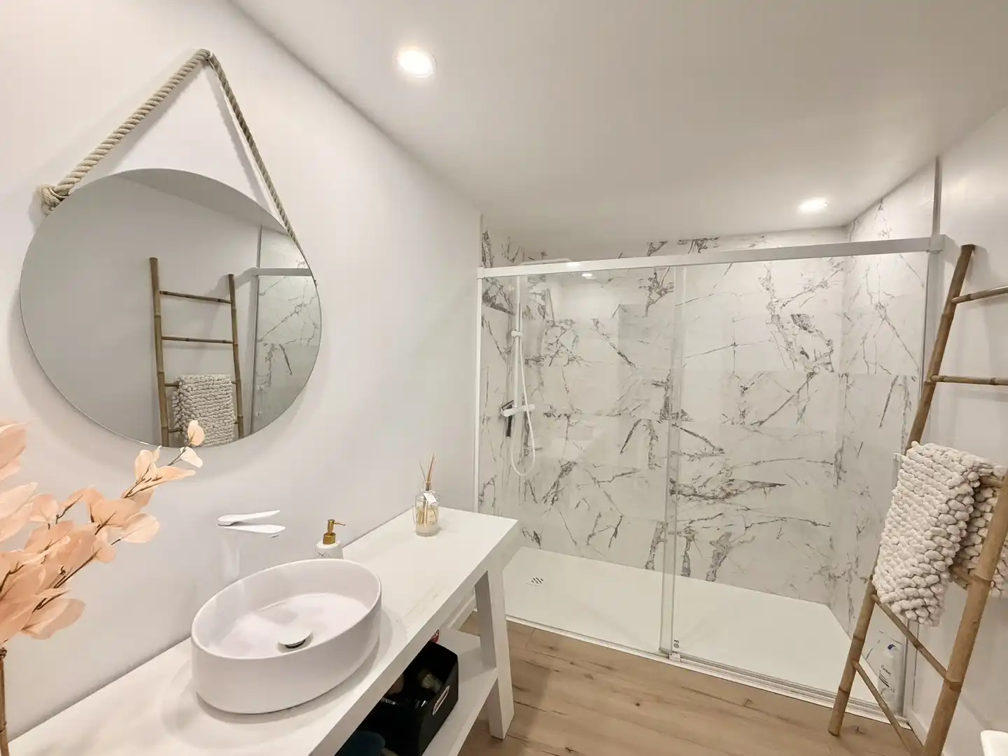 Baño de Dúplex en venta en Empuriabrava con Calefacción, Terraza y Horno