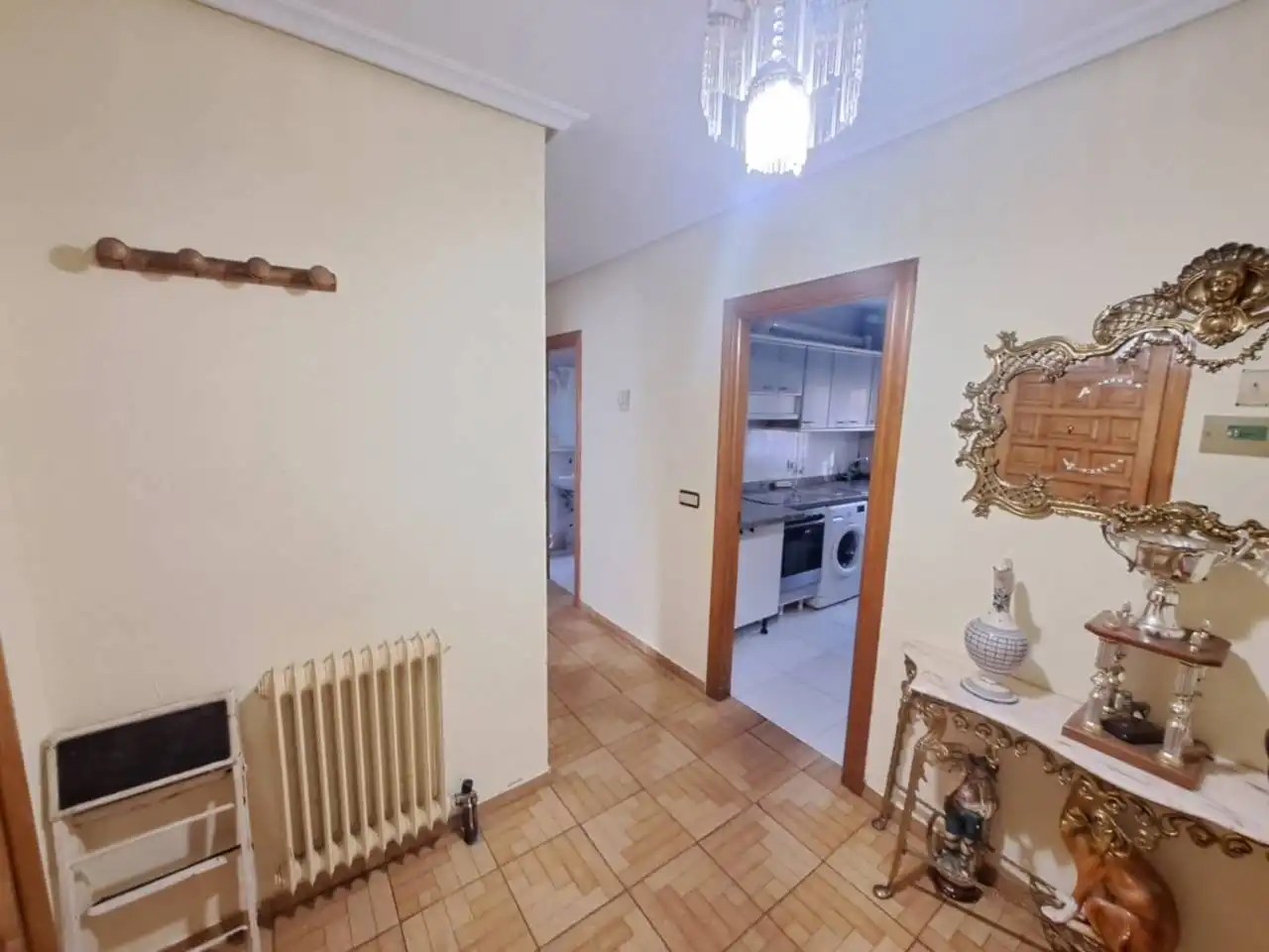 Casa adosada en venda en Burgos amb Calefacció i Jardí privat