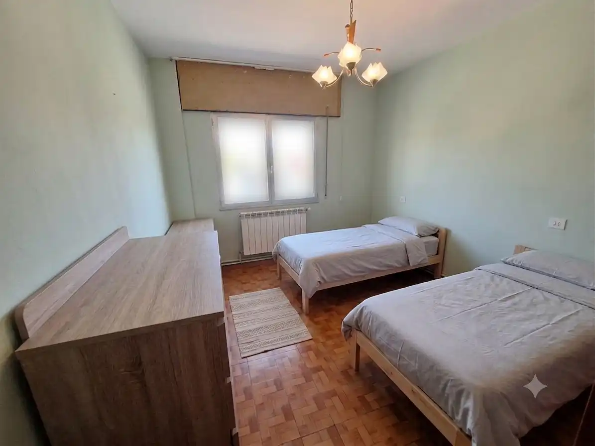 Bedroom of Houses for rent in Culleredo  with Private garden, Swimming Pool and Furnished