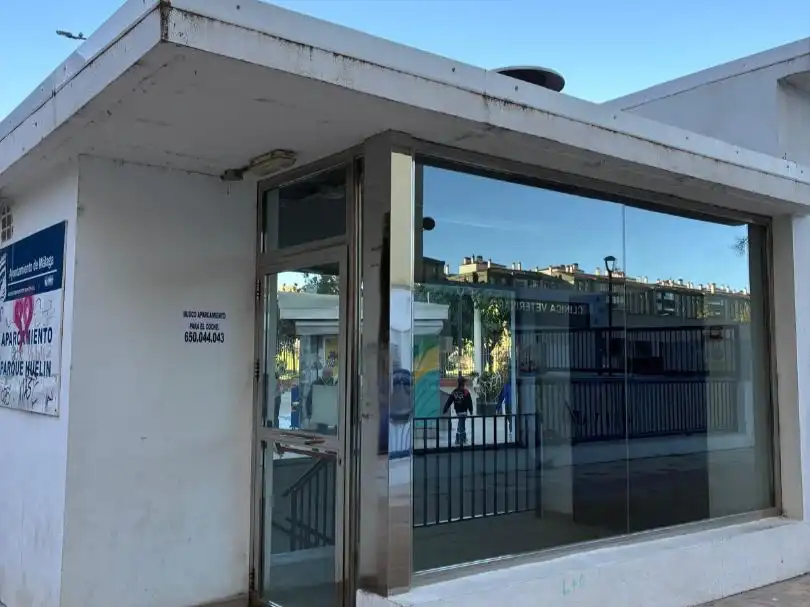 Vista exterior de Garaje de alquiler en Málaga