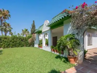 Chalet con jardín en venta en Elviria - Cabopino, imagen 14