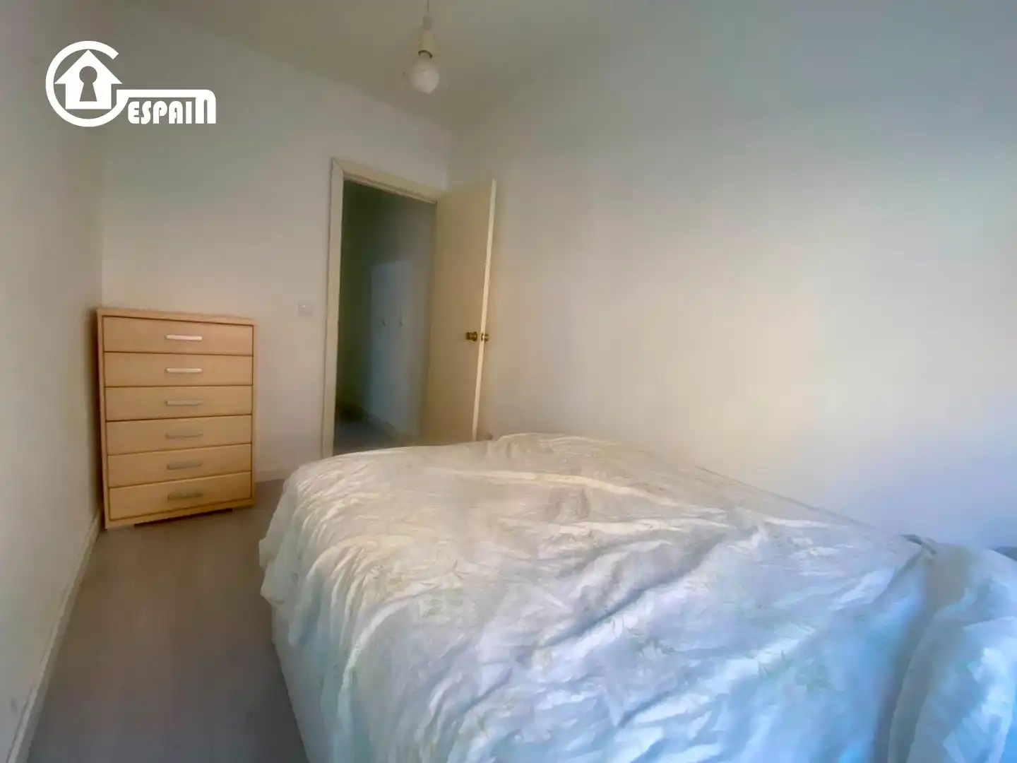 Bedroom of Flat for sale in Madrid  with Air Conditioner, Heating and Terrace
