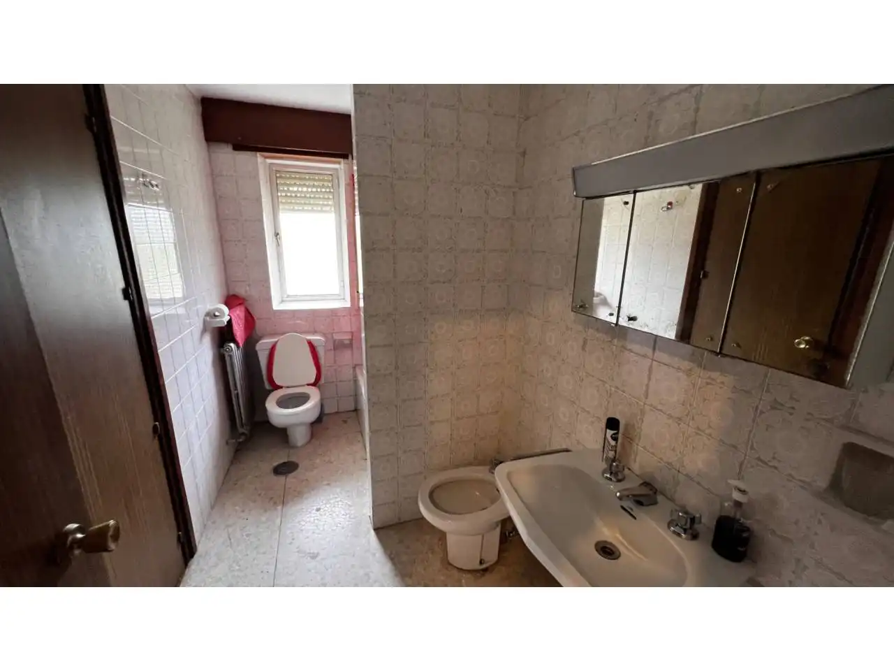 Bany de Casa o xalet en venda en Merindad de Montija amb Calefacció, Jardí privat i Parquet