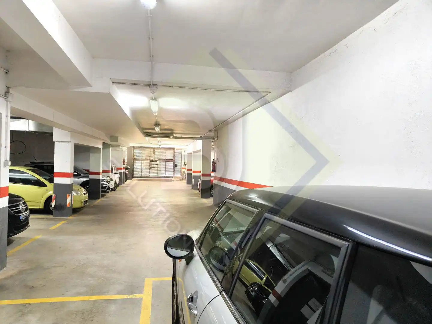 Parking de Ático en venta en Canet de Mar con Calefacción, Terraza y Horno