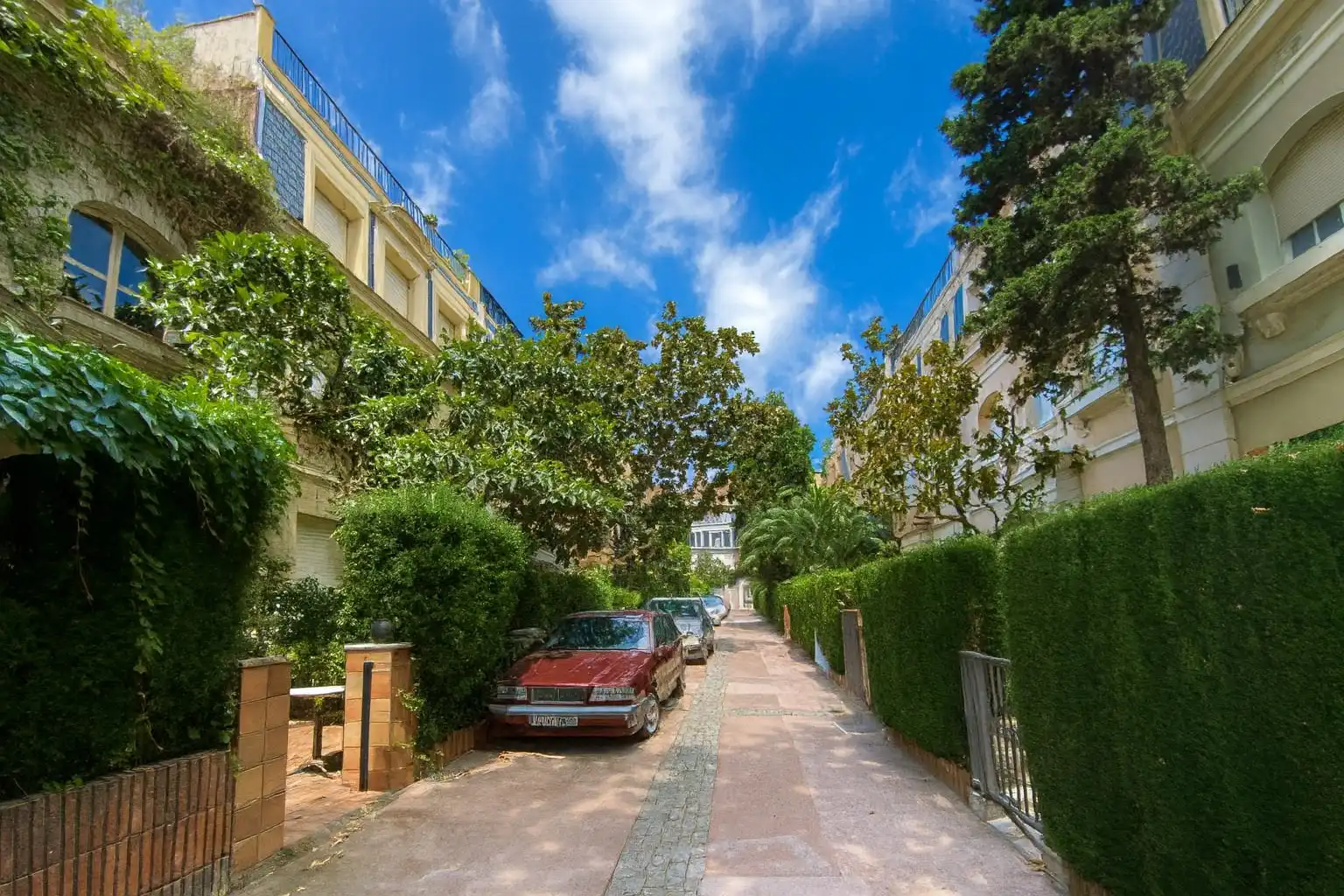 Casa a schiera con terrazza in vendita a Passatge de Güell, imagen 13
