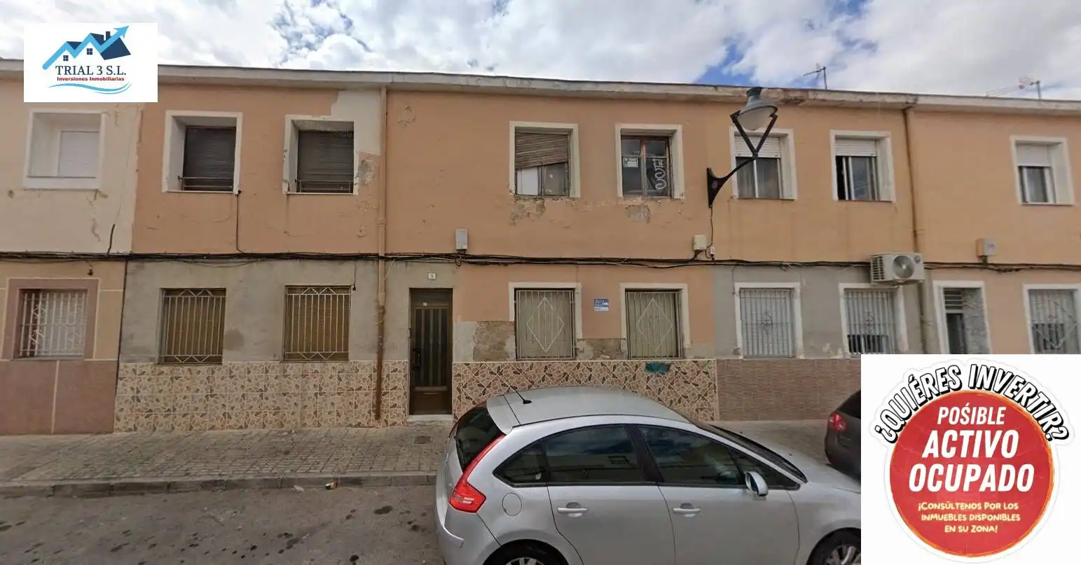 Vista exterior de Piso en venta en Elda