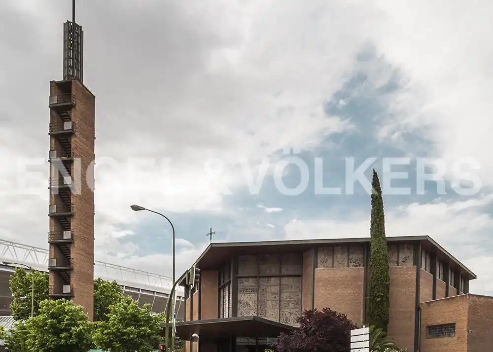 Vista exterior de Piso en venta en Madrid con Aire acondicionado, Calefacción y Terraza