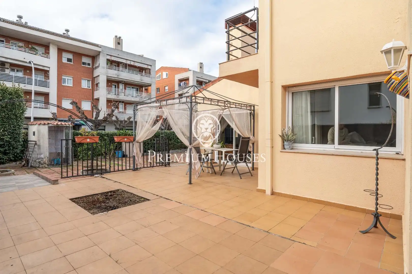 Terrassa de Casa o xalet en venda en Salou amb Aire condicionat, Calefacció i Jardí privat
