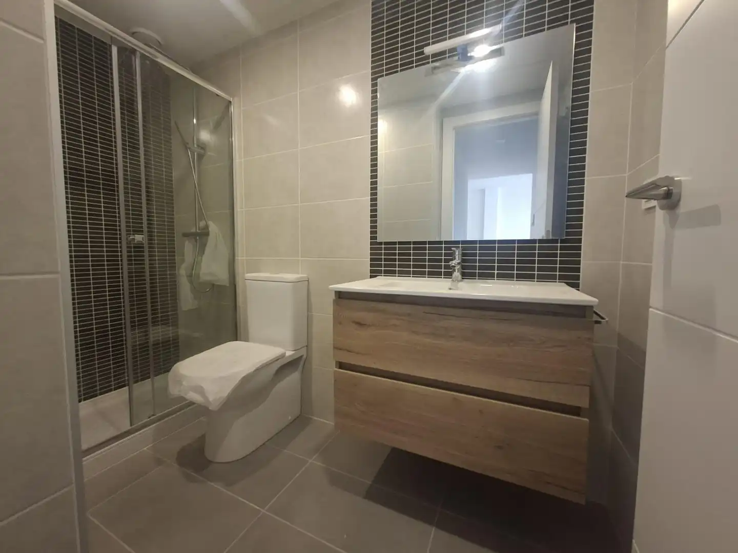 Bathroom of Flat for sale in Palafolls  with Air Conditioner, Heating and Parquet flooring