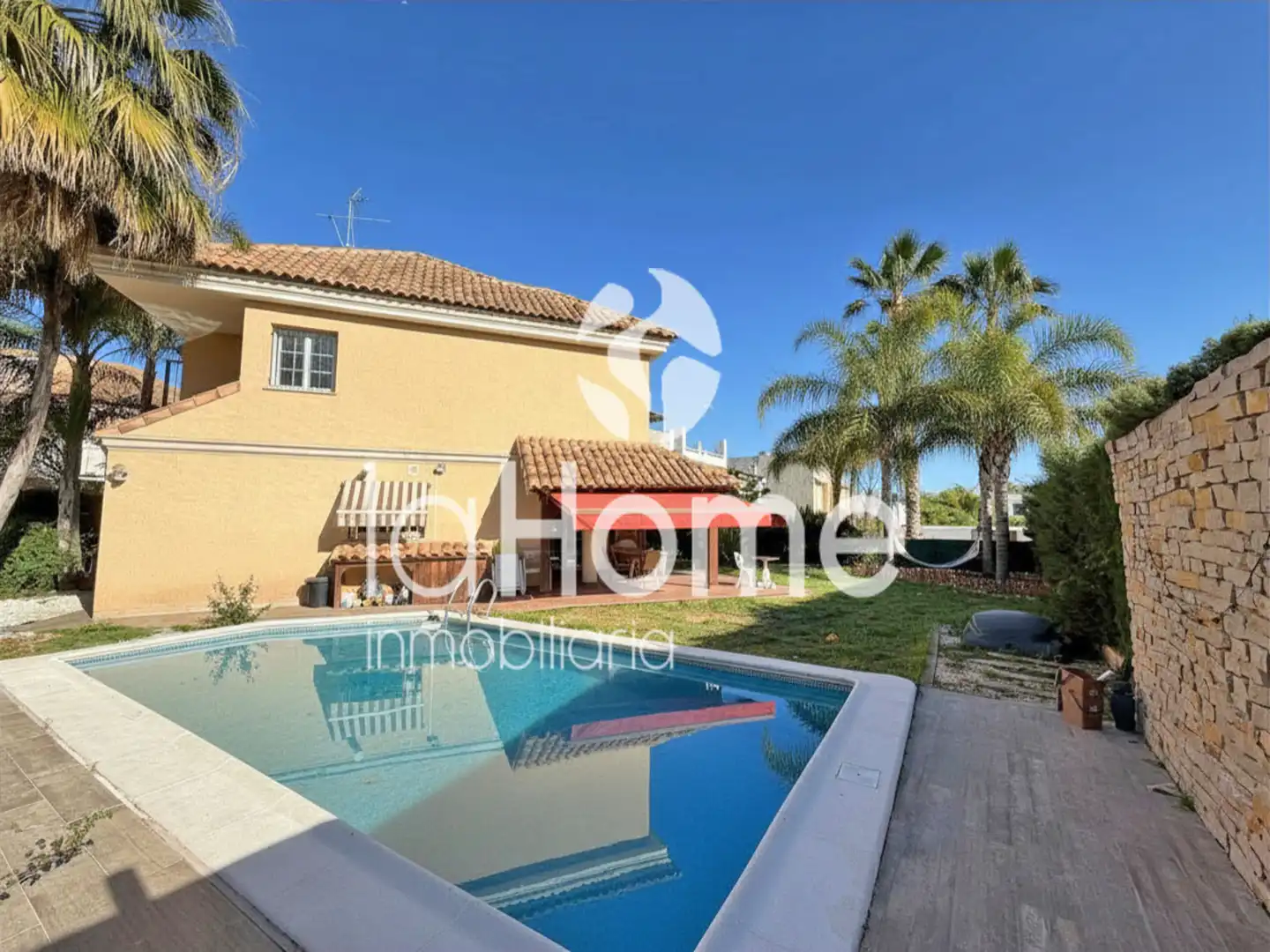 Exterior view of Houses for sale in Paterna  with Air Conditioner, Heating and Private garden