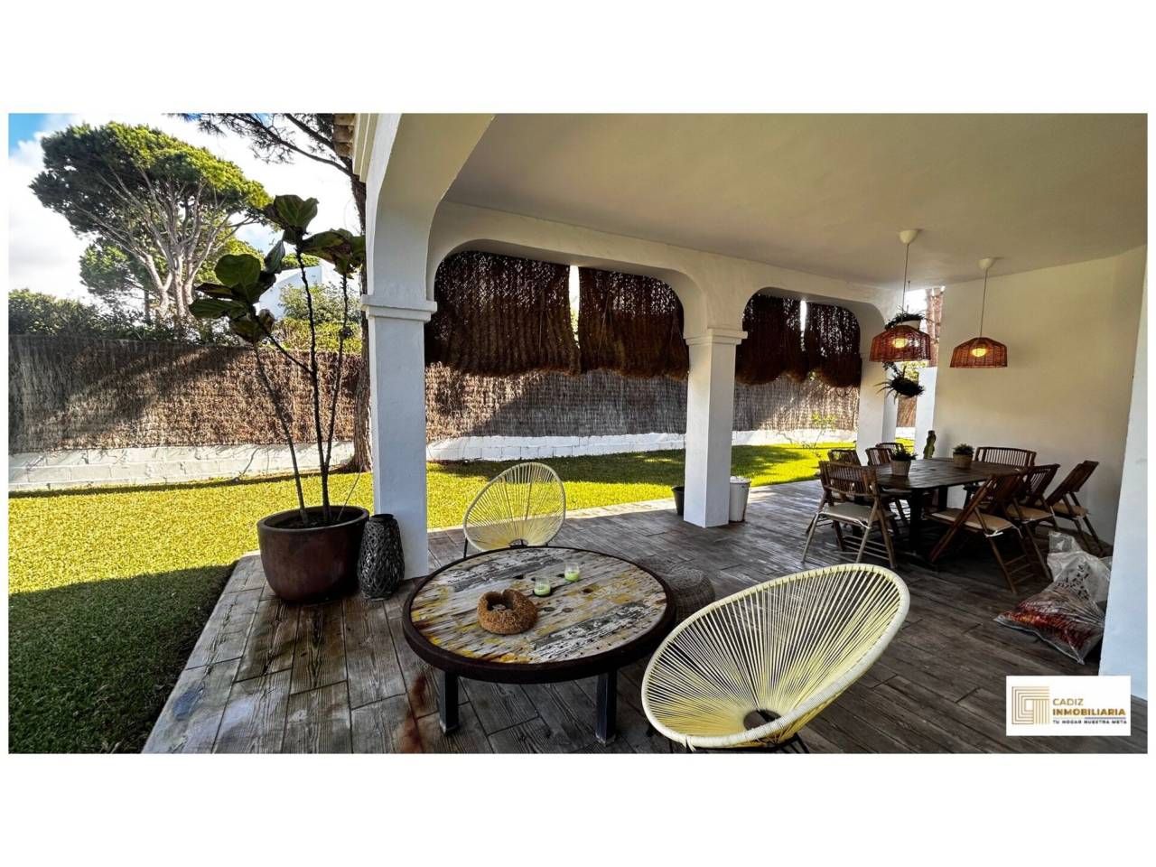 Terrassa de Casa o xalet en venda en Conil de la Frontera amb Aire condicionat, Jardí privat i Terrassa