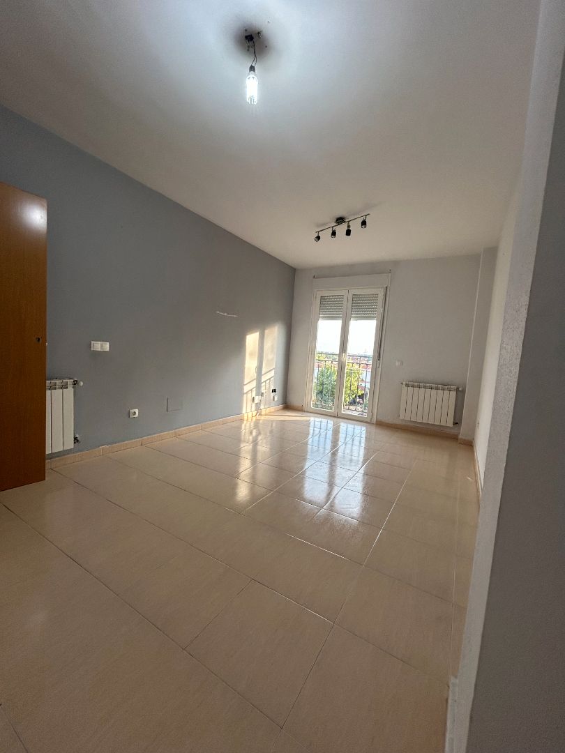 Living room of Duplex for sale in Carranque  with Storage room and Balcony