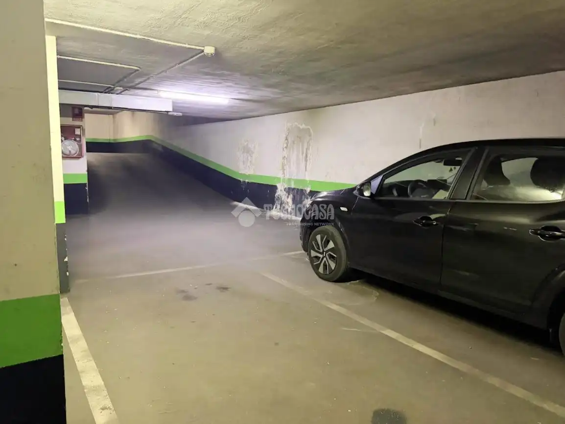 Parkplatz von Wohnung zum Verkauf in Madrid mit Heizung und Gemeinschaftspool