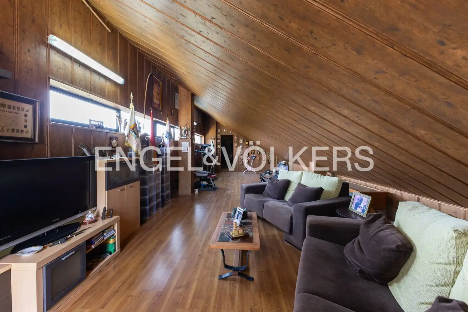 Living room of Houses for sale in Gilet  with Air Conditioner, Heating and Private garden
