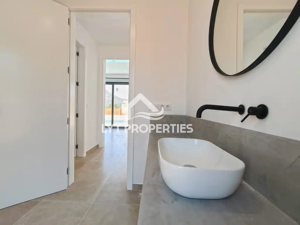 Bathroom of Houses for sale in Jávea / Xàbia  with Air Conditioner, Private garden and Terrace