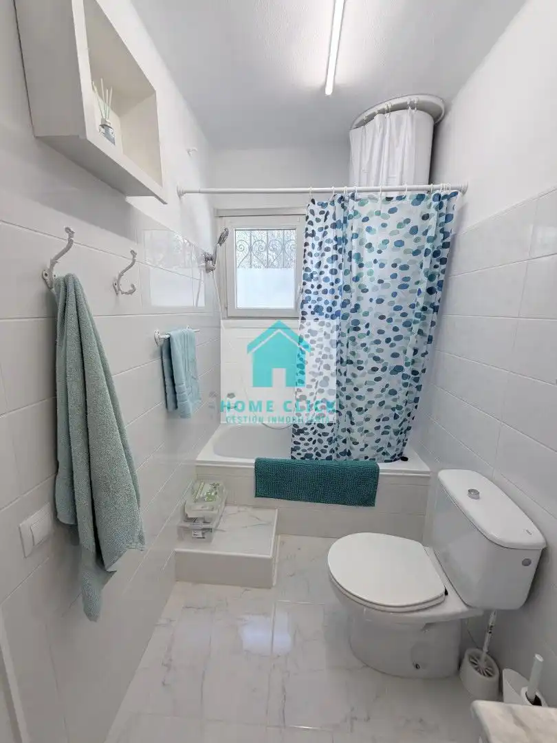 Baño de Casa o chalet de alquiler en Pratdip con Aire acondicionado, Calefacción y Jardín privado