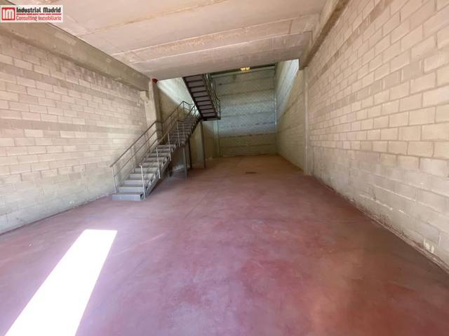 Nave industrial en Alquiler en Estación - Los Manantiales
