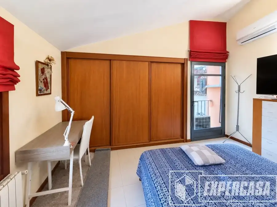 Bedroom of Houses for sale in Llíria  with Air Conditioner, Terrace and Storage room