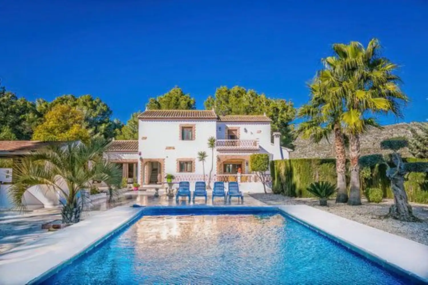 Casa amb jardí en venda a Teulada