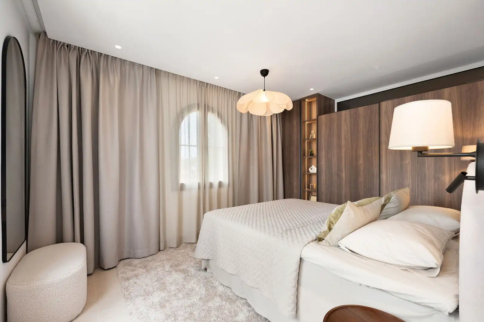 Habitación de Apartamento en venta en Marbella con Aire acondicionado, Terraza y Piscina