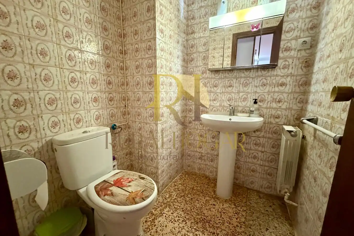 Baño de Piso en venta en Molina de Aragón con Calefacción, Terraza y Amueblado
