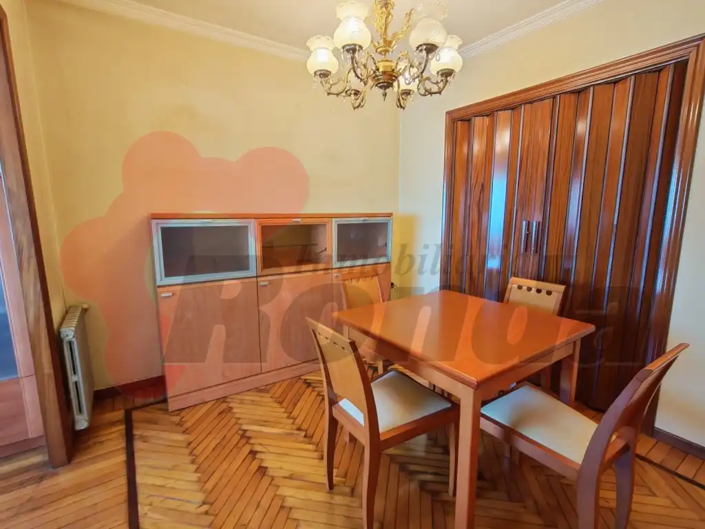 Comedor de Piso en venta en Lugo