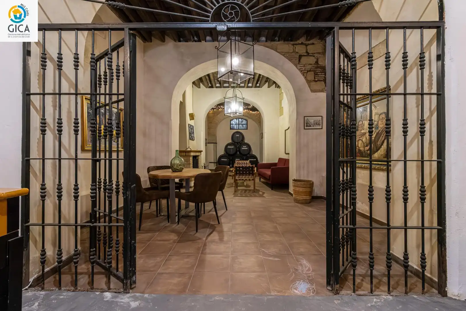 Houses for sale in Jerez de la Frontera  with Air Conditioner, Heating and Storage room