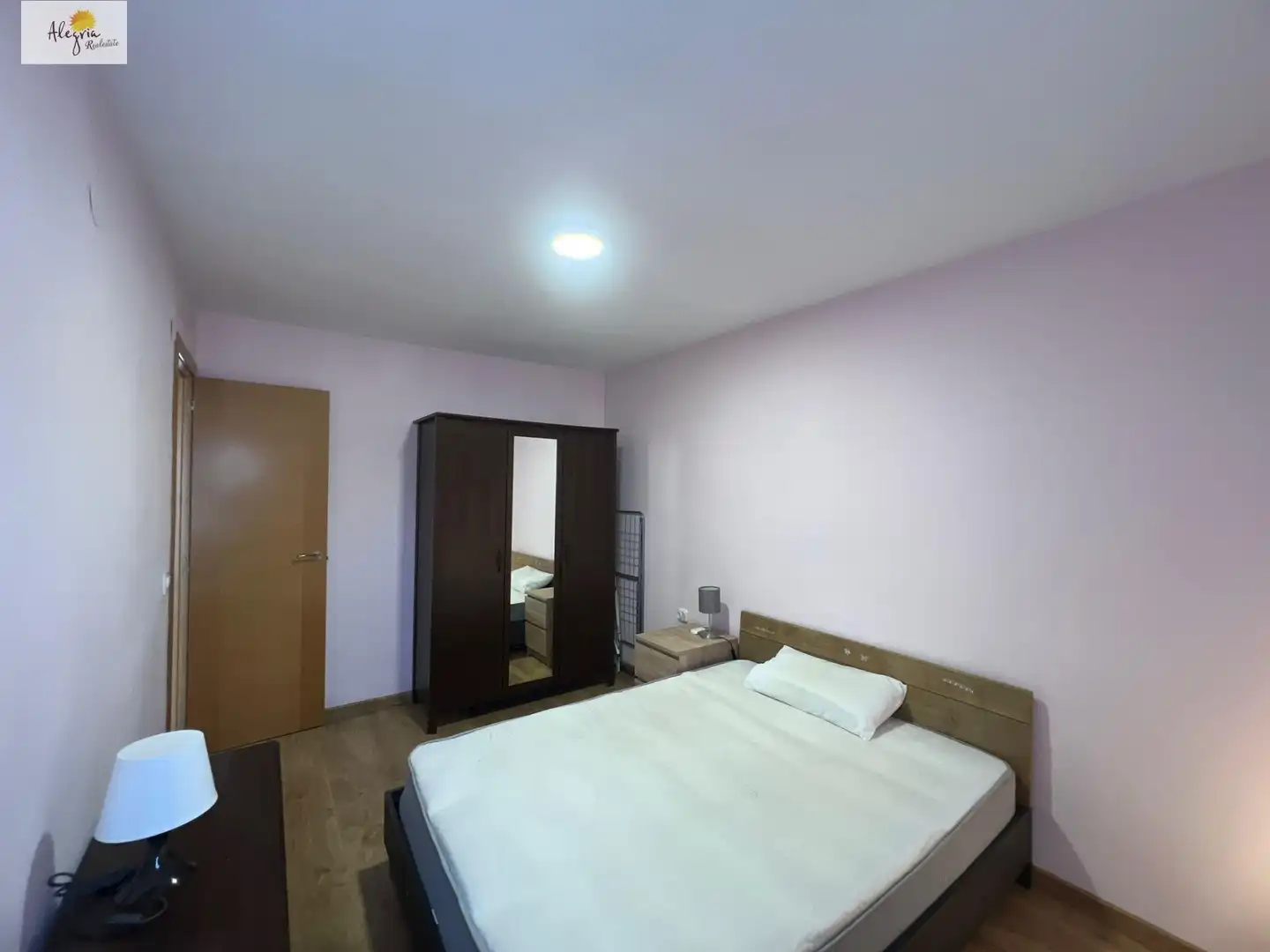 Habitación de Piso en venta en Valencia con Aire acondicionado, Terraza y Amueblado