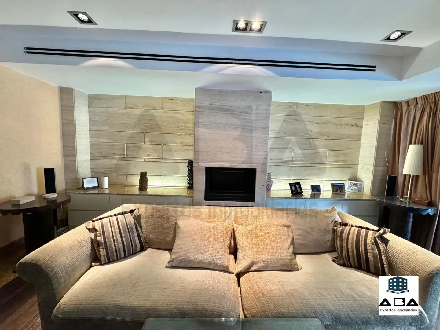 Living room of Houses for sale in Torrelodones  with Air Conditioner, Heating and Private garden