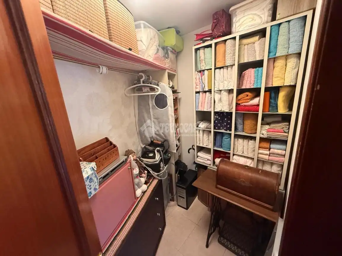 Piso en venta en Estepona con Balcón