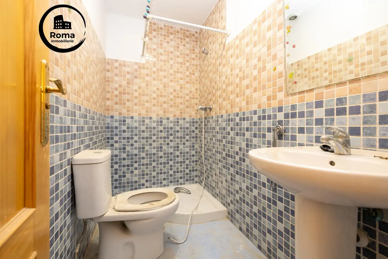 Baño de Piso en venta en Atarfe con Balcón