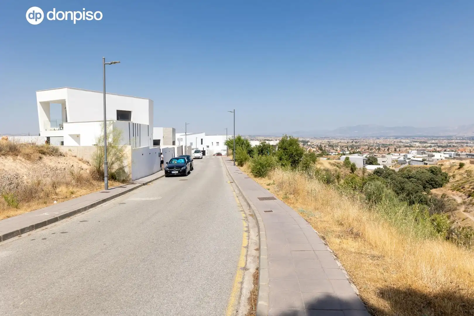 Wohnbaugrundstück zum Verkauf in Calle Río Guadalfeo 34, imagen 2