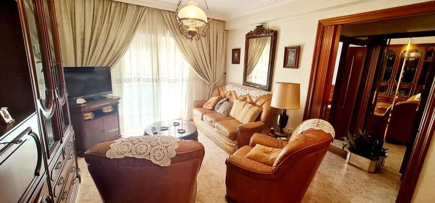 Sala de estar de Piso en venta en Almería