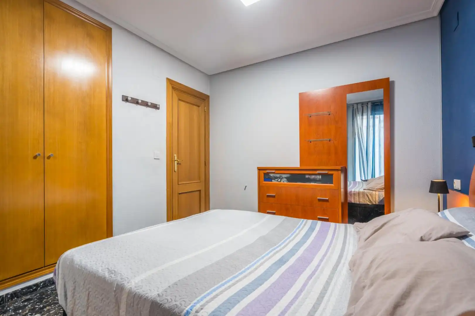 Habitación de Piso en venta en Valencia con Aire acondicionado y Balcón