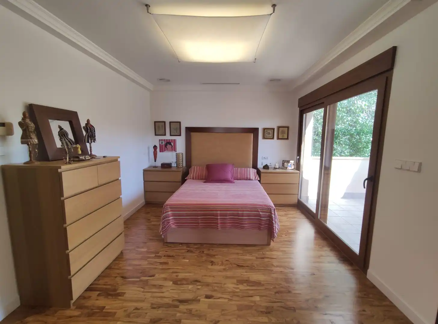 Dormitori de Casa o xalet en venda en Elche / Elx amb Aire condicionat, Calefacció i Jardí privat