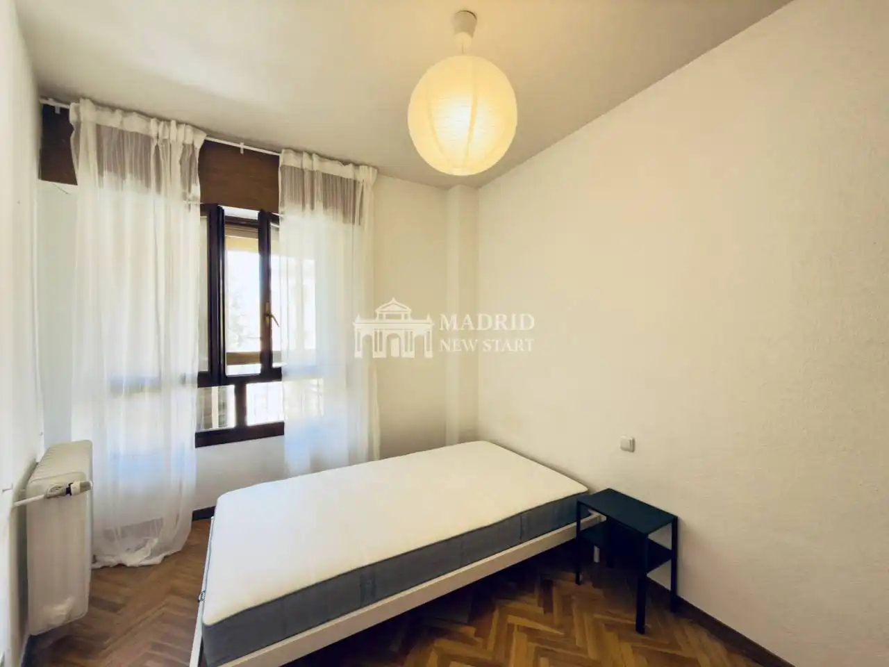 Habitación de Piso de alquiler en Segovia con Calefacción, Parquet y Terraza